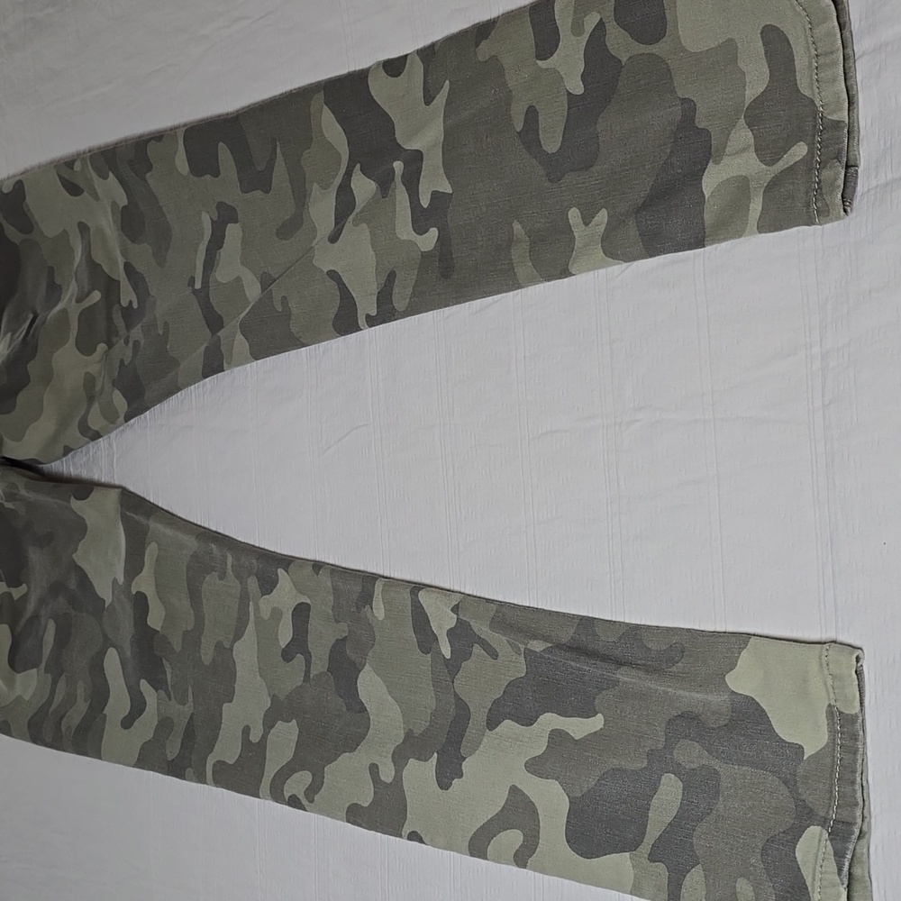 Seven 7 High High Rise Skinny Camouflage Jeans - Size 4 (Wiaist 26 inches) - Picture 12 of 13